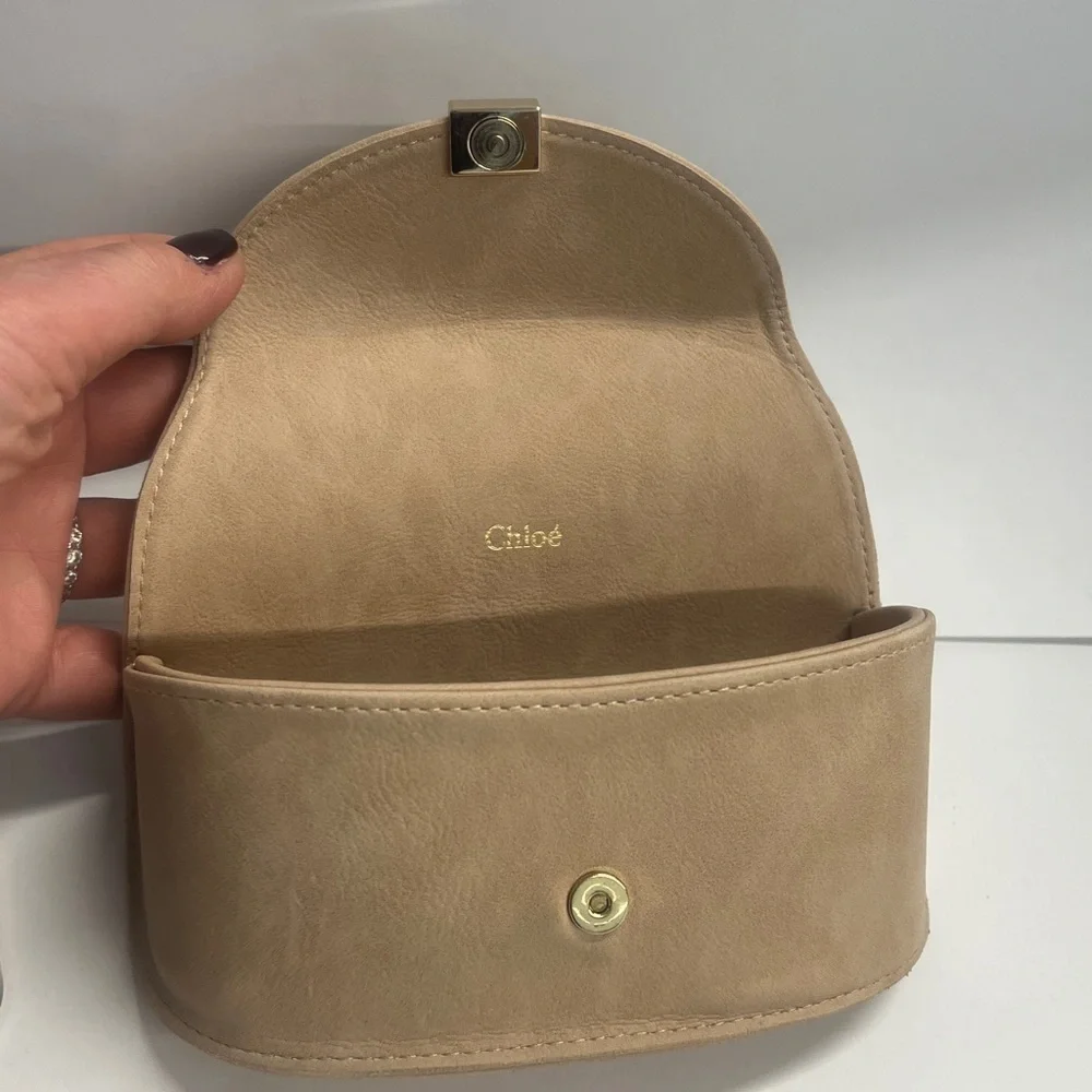 Chloé Large Tan Beige Structured Snap Sunglasses Case